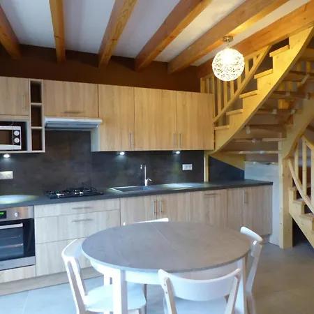 Ancien Atelier Cosy Pour En Montagne - Fr-1-489-140 Country house La Guillermie