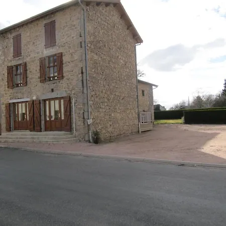 Ancien Atelier Cosy Pour En Montagne - Fr-1-489-140 Country house La Guillermie